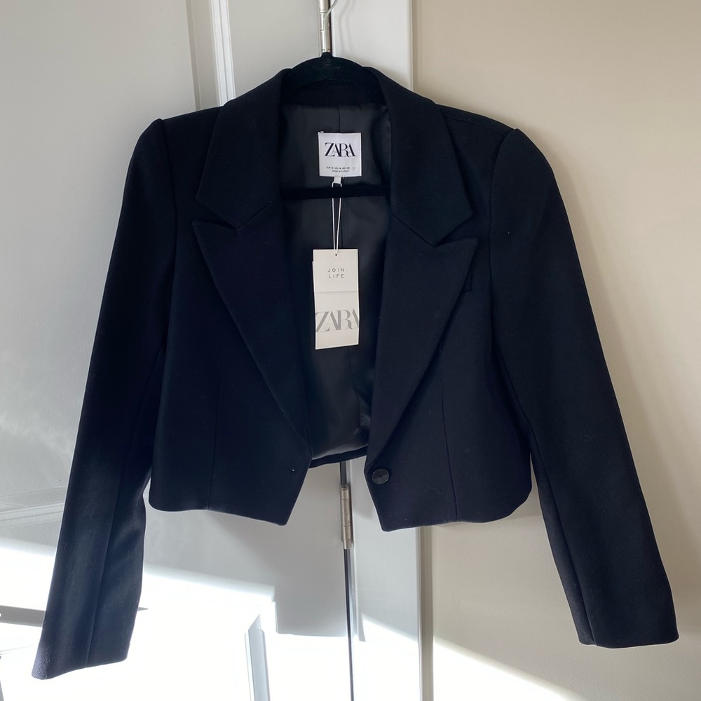 Cropped Zara Blazer